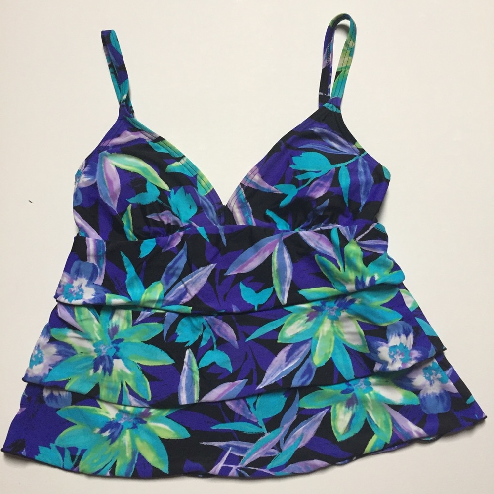 Beach Diva Ruffled Swim Tankini Top